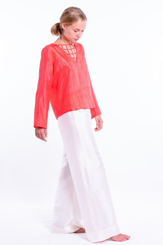 chiffon silk blouse, V neckline, lined with silk, fairtrade certified