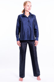 natural silk shirt in navy blue, front