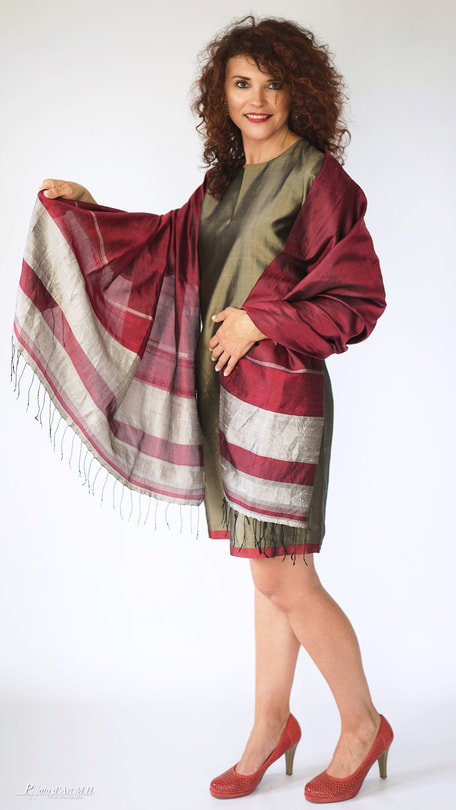 khaki and dark red dress in raw silk, mid length, cherry red and silver silk scarf with fringes